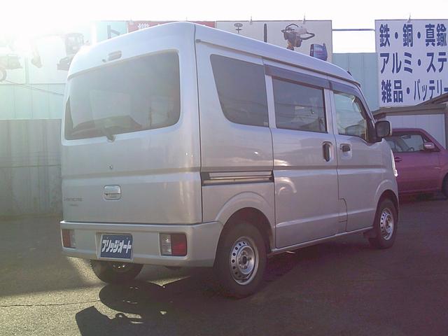 ミニキャブバン ブラボーターボ　４ＷＤ　ハイルーフ　両側スライドドア　インパネオートマ　キーレス　フル装備　リヤヒーター　衝突被害軽減システム　横滑り防止装置　新品タイヤ交換　ルームクリーニング済　修復歴無し（11枚目）