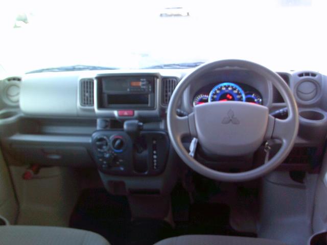 ミニキャブバン ブラボーターボ　４ＷＤ　ハイルーフ　両側スライドドア　インパネオートマ　キーレス　フル装備　リヤヒーター　衝突被害軽減システム　横滑り防止装置　新品タイヤ交換　ルームクリーニング済　修復歴無し（14枚目）