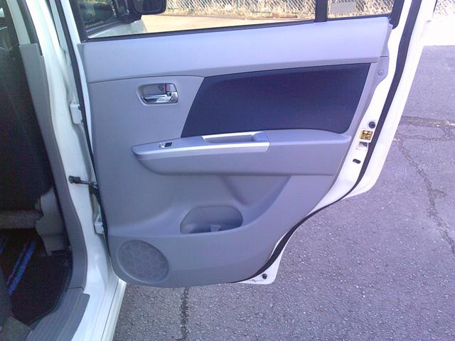 ＡＺワゴン ＸＳスペシャル　純正ＣＤオーディオ　純正アルミ＆エアロ　スマートキースペア付　走行８５０００キロ　ルームクリーニング済　修復歴無し（28枚目）