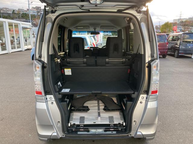 Ｎ－ＢＯＸ＋ Ｇ・Ｌパッケージ　車いす仕様車　（車検２年）基本装備フル装備　ＥＴＣ　両側スライド左パワスラ　横滑り防止機能　純正ＳＤナビ　Ｂｌｕｅｔｏｏｔｈ　ＵＳＢ　Ｂカメラ　社外１４インチＡＷ付サマータイヤ　タイミングチェーンエンジン（17枚目）