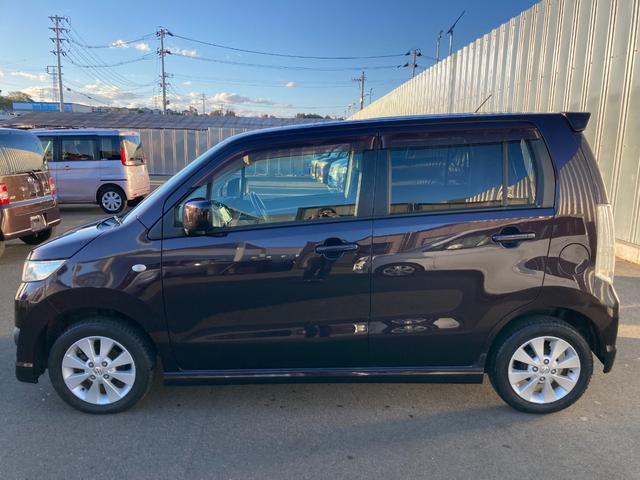 ワゴンＲスティングレー Ｘ　（車検２年）基本装備フル装備　Ｐスタート　本革Ｓ　衝突安全ボディ　盗難防止システム　ＨＩＤヘッドライト　社外ＨＤＤナビ　ミュージックサーバ　純正１４インチＡＷ付サマータイヤ　タイミングチェーンエンジン（10枚目）