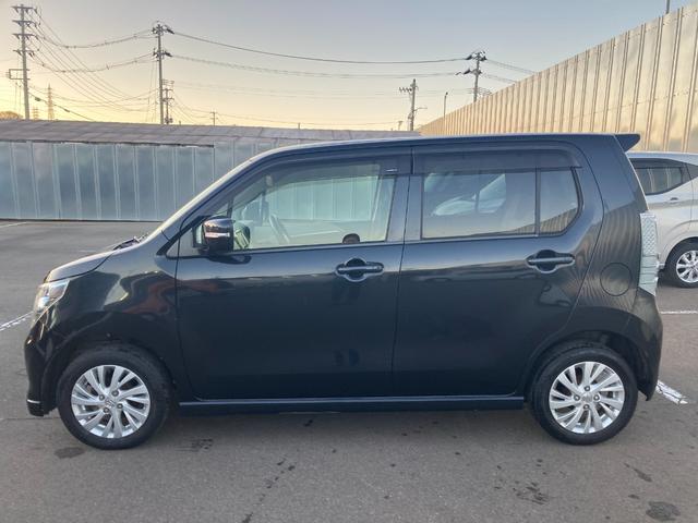 ワゴンＲ ＦＺ　（車検２年）基本装備フル装備　エンスタ　ＨＩＤヘッドライト　衝突軽減　横滑り防止機能　アイドリングＳ　シートヒーター　ＥＴＣ　社外ＳＤナビ　ＵＳＢ　純正１４インチＡＷ　タイミングチェーンエンジン（10枚目）