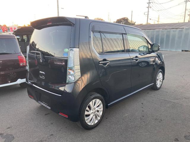 ワゴンＲ ＦＺ　（車検２年）基本装備フル装備　エンスタ　ＨＩＤヘッドライト　衝突軽減　横滑り防止機能　アイドリングＳ　シートヒーター　ＥＴＣ　社外ＳＤナビ　ＵＳＢ　純正１４インチＡＷ　タイミングチェーンエンジン（13枚目）