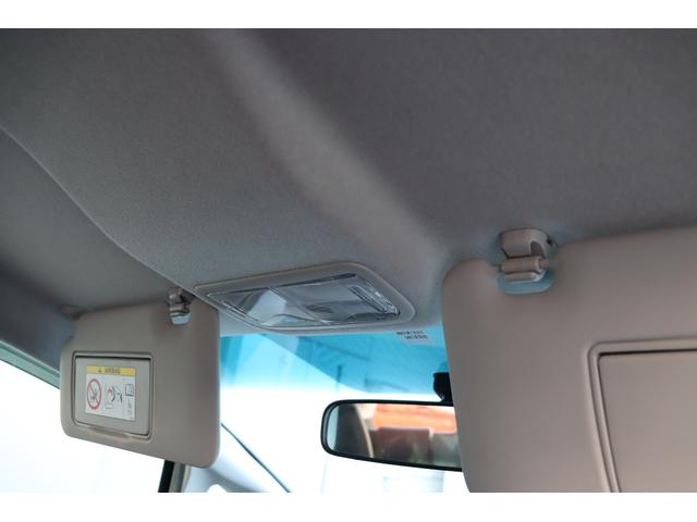 Lパッケージ メーカーナビ フルセグ Bカメ ETC Bluetooth DVD再生 クルコン LEDライト ハーフレザーシート 革巻きハンドル 横滑り防止機能 禁煙車 保証付き(42枚目)