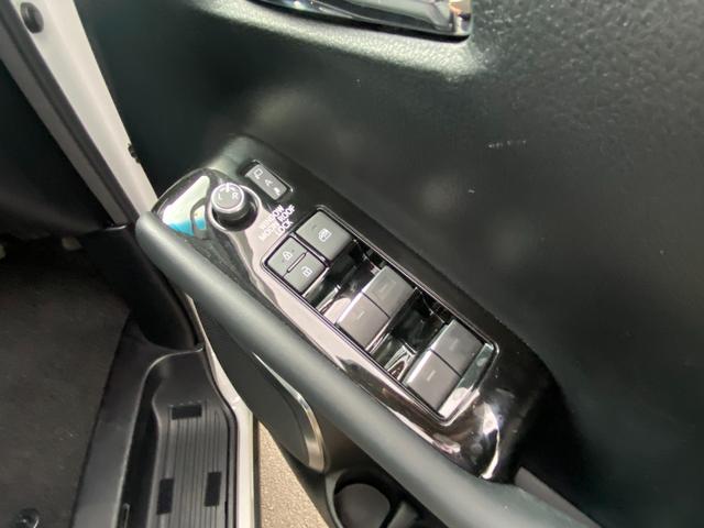 2.5S Cパッケージ フルセグ/サンルーフ/Bluetooth対応/フリップダウンモニター/革シート/禁煙車/前後ドラレコ/デジタルインナーミラー/シートエアコン/エアロ/ETC/バックカメラ/諸突軽減ブレーキ/7人乗り(24枚目)