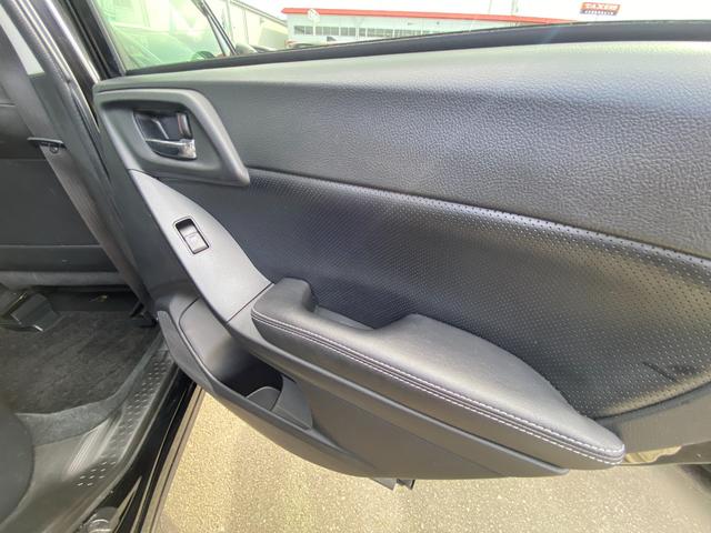 フォレスター S-リミテッド 車輛評価4.5点/アイサイト/レーダークルコン/半皮パワーシート/シートヒーター/LEDヘッドライト/LEDアクセサリーライナー/ダイアトーンサウンドフルセグナビ/ETC/バックカメラ(55枚目)