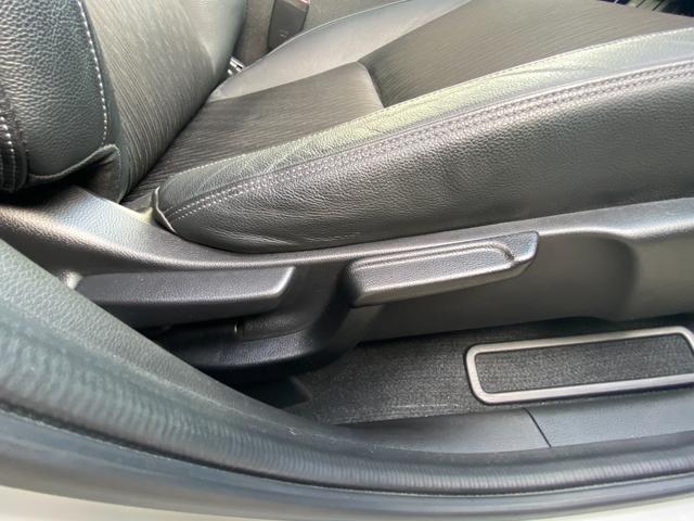 ヴェゼル ハイブリッドＺ・ホンダセンシング　後期／純正８型フルセグナビ／ハーフレザーシート／ＬＥＤヘッドライト／バックカメラ／シートヒーター／衝突軽減ブレーキ／レーダークルーズコントロール／ＥＴＣ／禁煙車（42枚目）