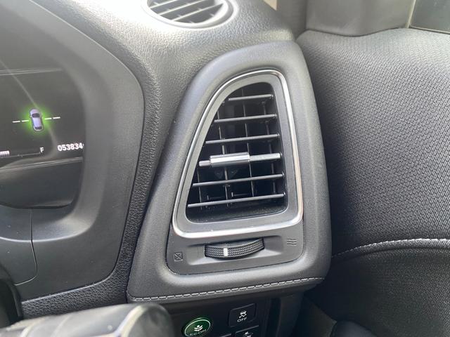 ヴェゼル ハイブリッドＺ・ホンダセンシング　後期／純正８型フルセグナビ／ハーフレザーシート／ＬＥＤヘッドライト／バックカメラ／シートヒーター／衝突軽減ブレーキ／レーダークルーズコントロール／ＥＴＣ／禁煙車（53枚目）