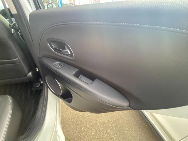 ヴェゼル ハイブリッドＺ・ホンダセンシング　後期／純正８型フルセグナビ／ハーフレザーシート／ＬＥＤヘッドライト／バックカメラ／シートヒーター／衝突軽減ブレーキ／レーダークルーズコントロール／ＥＴＣ／禁煙車（67枚目）