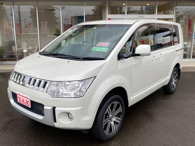 デリカＤ：５ Ｄ　パワーパッケージ　フルセグ／Ｂｌｕｅｔｏｏｔｈ／軽油／４ＷＤ／ＥＴＣ／８人乗り／クルーズコントロール／両側電動スライドドア／革巻きハンドル／ＨＩＤヘッドライト／シートカバー（3枚目）