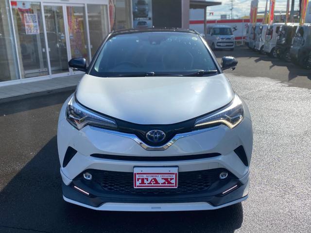 Ｃ－ＨＲ Ｇ　モード　ネロ　純正９型フルセグナビ／ＴＲＤフルエアロ／レザーシート／エンジンスターター／衝突軽減ブレーキ／クルーズコントロール／シートヒーター／ＬＥＤヘッドライト／ＥＴＣ／バックカメラ／禁煙車／オートハイビーム（2枚目）