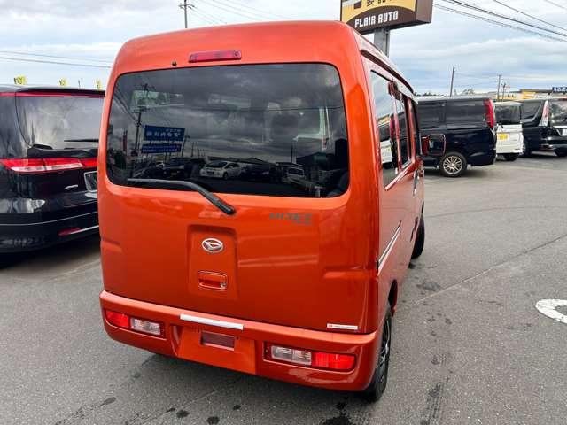 ハイゼットカーゴ クルーズターボリミテッド　ハイルーフ　４ＷＤ　４ＷＤ　ナビＴＶ　ＥＴＣ　リヤモニター　Ｂｌｕｅｔｏｏｔｈ　キーレス　ドライブレコーダー　ワンオーナー（6枚目）