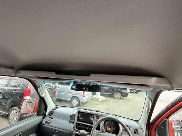 ハイゼットカーゴ クルーズターボリミテッド　ハイルーフ　４ＷＤ　４ＷＤ　ナビＴＶ　ＥＴＣ　リヤモニター　Ｂｌｕｅｔｏｏｔｈ　キーレス　ドライブレコーダー　ワンオーナー（16枚目）