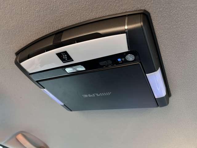 フリップダウンモニター！