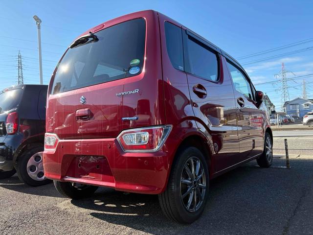 ワゴンＲ ハイブリッドＦＸ　クリアランスソナー　レーンアシスト　衝突被害軽減システム　オートライト　スマートキー　アイドリングストップ　シートヒーター　ベンチシート　ＣＶＴ　盗難防止システム　ＡＢＳ　ＥＳＣ　ＣＤ（17枚目）