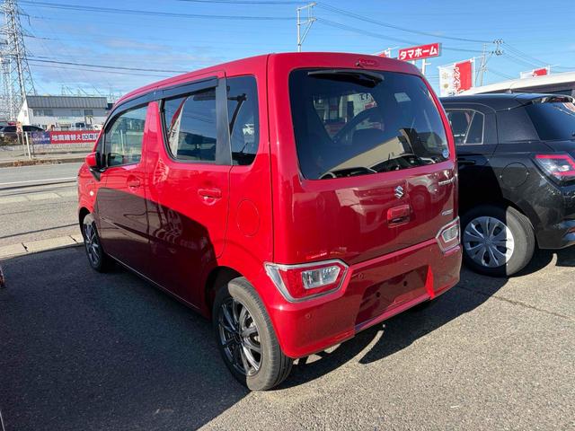 ワゴンＲ ハイブリッドＦＸ　クリアランスソナー　レーンアシスト　衝突被害軽減システム　オートライト　スマートキー　アイドリングストップ　シートヒーター　ベンチシート　ＣＶＴ　盗難防止システム　ＡＢＳ　ＥＳＣ　ＣＤ（19枚目）