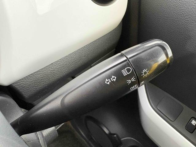 ハスラー Ａ　４ＷＤ　キーレスエントリー　シートヒーター　ＭＴ　盗難防止システム　ＡＢＳ　ＥＳＣ　衝突安全ボディ　エアコン　パワーステアリング　パワーウィンドウ（8枚目）