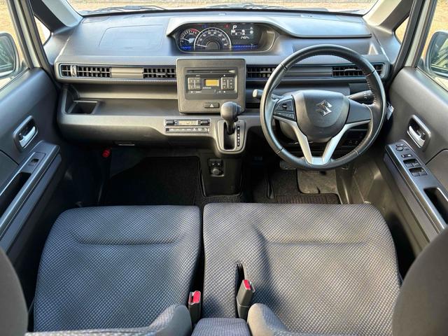 ワゴンＲ ハイブリッドＦＺ　４ＷＤ　クリアランスソナー　レーンアシスト　衝突被害軽減システム　オートライト　ＬＥＤヘッドランプ　スマートキー　アイドリングストップ　電動格納ミラー　シートヒーター　ベンチシート　ＣＶＴ（2枚目）