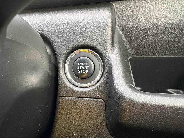 ワゴンＲ ハイブリッドＦＺ　リミテッド　２５周年記念車　ＥＴＣ　ナビ　ＴＶ　レーンアシスト　衝突被害軽減システム　オートライト　ＬＥＤヘッドランプ　スマートキー　アイドリングストップ　電動格納ミラー　シートヒーター　ベンチシート（11枚目）