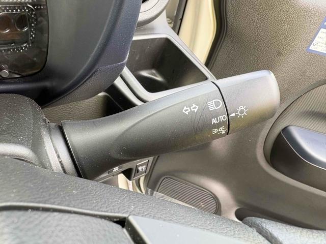 アルト Ｌ　クリアランスソナー　レーンアシスト　衝突被害軽減システム　オートライト　ＬＥＤヘッドランプ　キーレスエントリー　アイドリングストップ　電動格納ミラー　シートヒーター　ＣＶＴ　盗難防止システム　ＡＢＳ（8枚目）