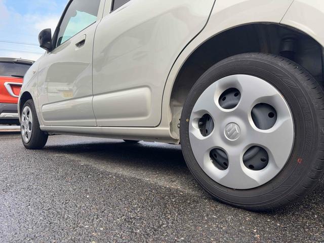 アルト Ｌ　クリアランスソナー　レーンアシスト　衝突被害軽減システム　オートライト　ＬＥＤヘッドランプ　キーレスエントリー　アイドリングストップ　電動格納ミラー　シートヒーター　ＣＶＴ　盗難防止システム　ＡＢＳ（21枚目）