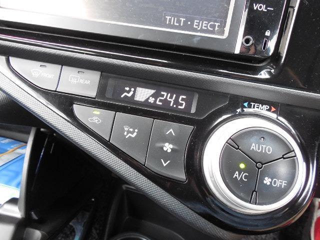 アクア Ｓ　トヨタセーフティセンス　衝突軽減ブレーキ　車線逸脱警報　オートマチックハイビーム　先行車発進おしらせ　ＡＢＳ　ダブルＳＲＳ　社外１５ＡＷ　アイドリングストップ　ワンオーナー（28枚目）