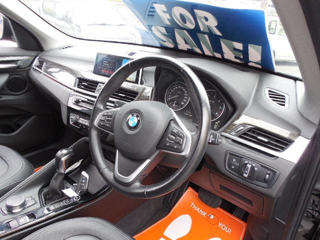 X1 xDrive 18d ディーゼルターボ4WD 本革シート 前席パワーシート 前席シートヒーター 衝突軽減ブレーキ 車線逸脱警報 アダプティブクルコン パワートランク ウィンドウディスプレイ ドラレコ(11枚目)