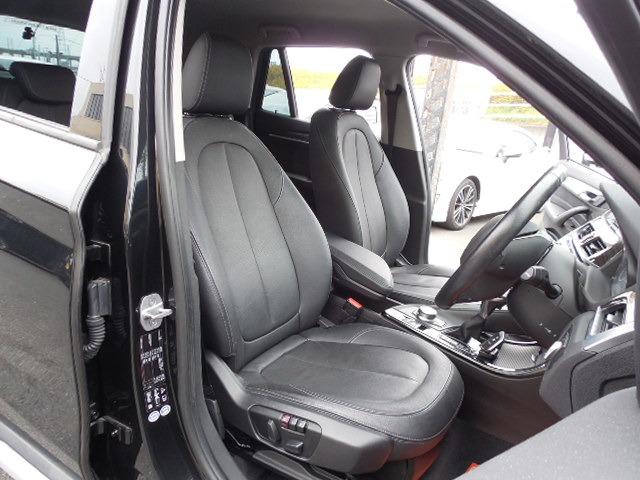 X1 xDrive 18d ディーゼルターボ4WD 本革シート 前席パワーシート 前席シートヒーター 衝突軽減ブレーキ 車線逸脱警報 アダプティブクルコン パワートランク ウィンドウディスプレイ ドラレコ(14枚目)