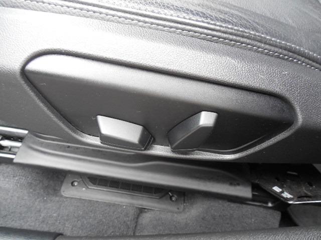 X1 xDrive 18d ディーゼルターボ4WD 本革シート 前席パワーシート 前席シートヒーター 衝突軽減ブレーキ 車線逸脱警報 アダプティブクルコン パワートランク ウィンドウディスプレイ ドラレコ(29枚目)