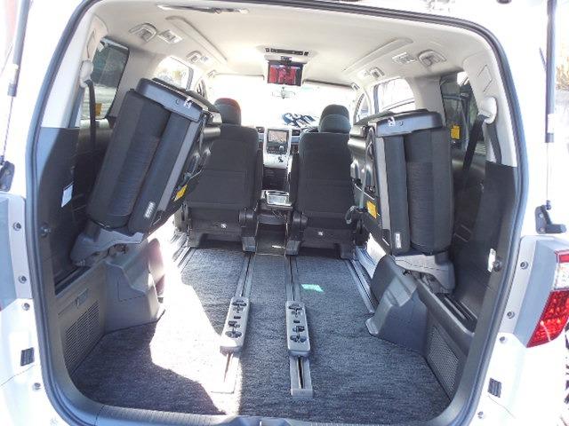 アルファード ３５０Ｓ　クリアランスソナー　３列シート７人乗り　セカンドシートオットマン　左側パワースライドドア　後席モニター　クルーズコントロール（20枚目）