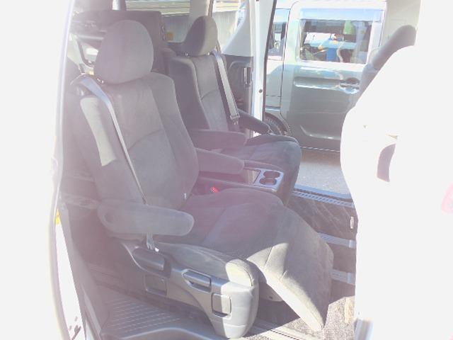 ヴェルファイア 2.4Z プラチナセレクションII タイプゴールド クリアランスソナー 3列シート7人乗り 両側パワースライドドア 後席モニター パワートランク セカンドシートオットマン(14枚目)