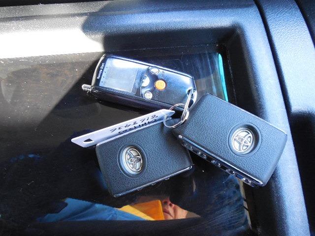 ヴェルファイア 2.4Z プラチナセレクションII タイプゴールド クリアランスソナー 3列シート7人乗り 両側パワースライドドア 後席モニター パワートランク セカンドシートオットマン(45枚目)