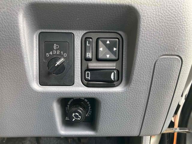 キャンター 　トラック　ＭＴ　ＥＴＣ　電動格納ミラー　アルミホイール　エアコン　パワーウィンドウ　運転席エアバッグ　ＣＤ　カセット（15枚目）
