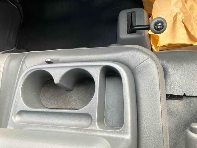 バネットバン 　４ＷＤ　スライドドア　ＣＶＴ　ＣＤ　ミュージックプレイヤー接続可　エアコン　パワーウィンドウ（9枚目）