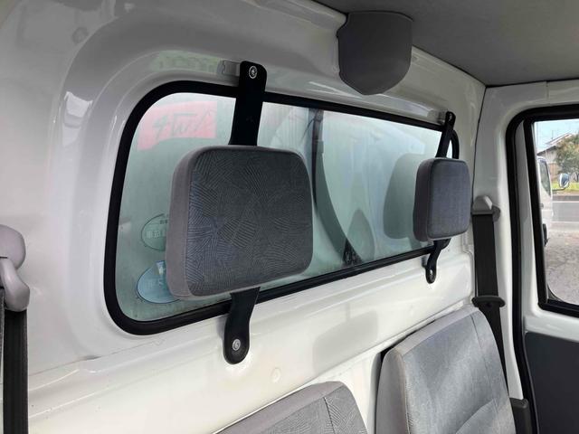 クリッパートラック 　４ＷＤ　ＡＴ　エアコン　運転席エアバッグ（11枚目）