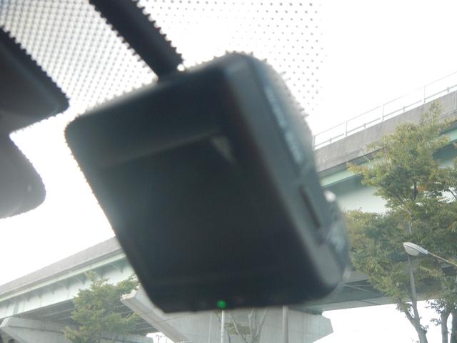 フリードハイブリッド ハイブリッド・Ｇホンダセンシング　ギャザズナビ　ドラレコ　両側パワースライドドア　ＬＥＤヘッドライト　後期モデル　Ｃパッケージ装着車（14枚目）