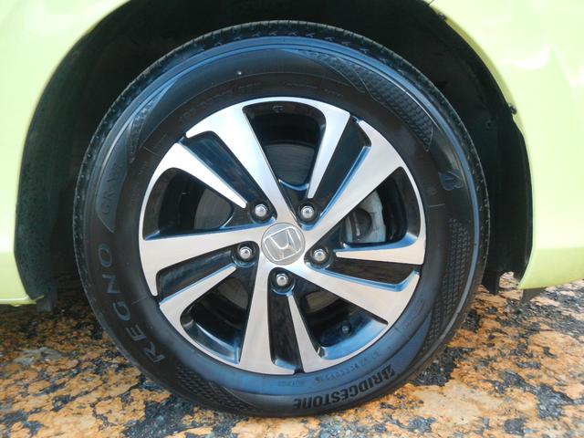 フリードハイブリッド ハイブリッド・EX ホンダセンシング ギャザズ9インチナビ バックモニター LEDライト シートヒーター(25枚目)