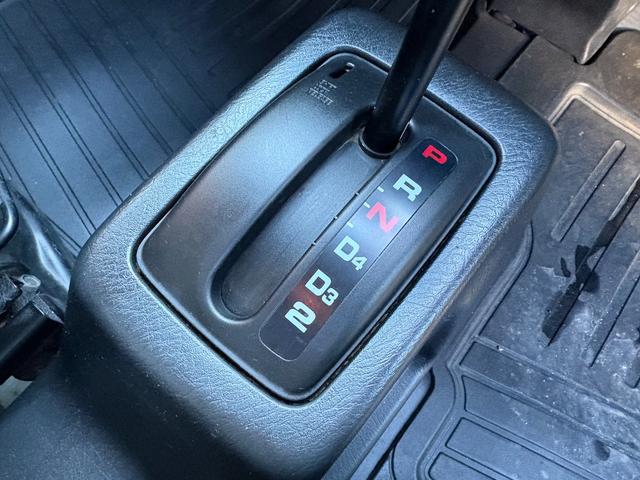 アクティバン ＳＤＸ　支払い総額表示車　車検２年取渡し　４ＷＤ　ワンオーナー車　ナビＴＶ　ＥＴＣ　オートマ　エアコン　パワステ　パワーウィンド　両側スライドドア　プライバシーガラス　キーレス　クリーニング済　保証付販売（9枚目）