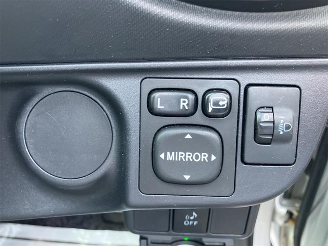 アクア L ETC キーレスエントリー アイドリングストップ 電動格納ミラー CVT 衝突安全ボディ 記録簿 ABS ESC CD エアコン パワーステアリング パワーウィンドウ(10枚目)