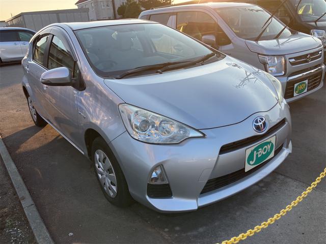 アクア L ETC キーレスエントリー アイドリングストップ 電動格納ミラー CVT 衝突安全ボディ 記録簿 ABS ESC CD エアコン パワーステアリング パワーウィンドウ(16枚目)