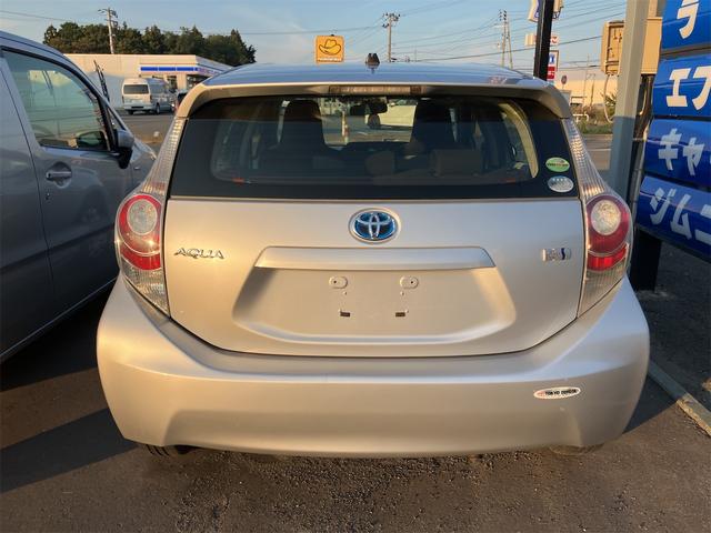 アクア L ETC キーレスエントリー アイドリングストップ 電動格納ミラー CVT 衝突安全ボディ 記録簿 ABS ESC CD エアコン パワーステアリング パワーウィンドウ(18枚目)