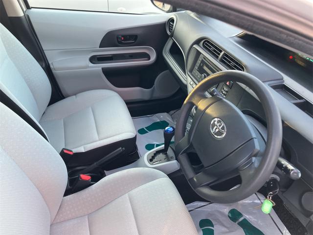アクア L ETC キーレスエントリー アイドリングストップ 電動格納ミラー CVT 衝突安全ボディ 記録簿 ABS ESC CD エアコン パワーステアリング パワーウィンドウ(29枚目)