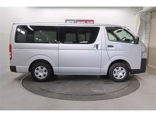 ハイエースバン ＤＸ　４ＷＤ　ワンセグ　メモリーナビ　ミュージックプレイヤー接続可　バックカメラ　衝突被害軽減システム　ＥＴＣ　ＬＥＤヘッドランプ　乗車定員６人　ワンオーナー　記録簿　ディーゼル（7枚目）