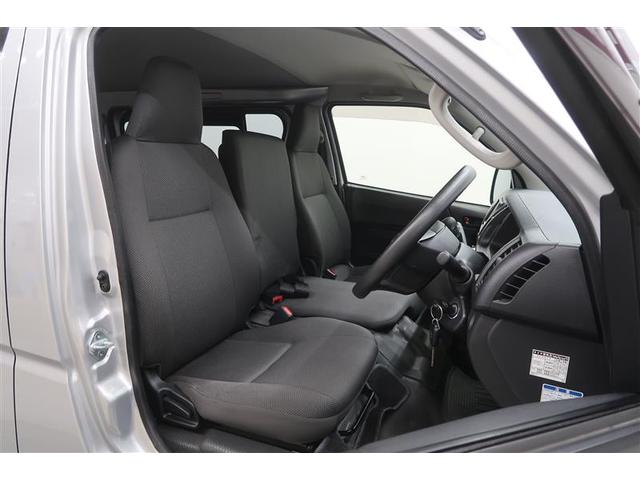 ハイエースバン ＤＸ　４ＷＤ　ワンセグ　メモリーナビ　ミュージックプレイヤー接続可　バックカメラ　衝突被害軽減システム　ＥＴＣ　ＬＥＤヘッドランプ　乗車定員６人　ワンオーナー　記録簿　ディーゼル（12枚目）