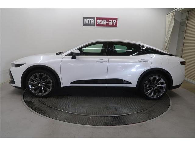 クラウンクロスオーバー Ｇアドバンスド・レザーパッケージ　革シート　４ＷＤ　フルセグ　ミュージックプレイヤー接続可　バックカメラ　衝突被害軽減システム　ＥＴＣ　ドラレコ　ＬＥＤヘッドランプ　ワンオーナー　記録簿（9枚目）