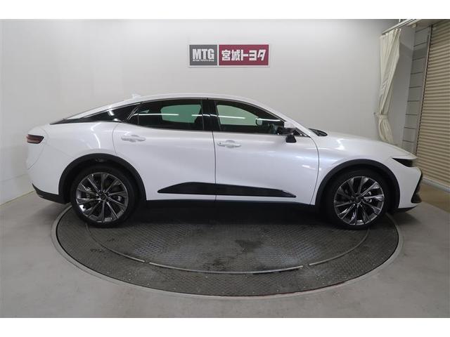 クラウンクロスオーバー Ｇアドバンスド・レザーパッケージ　革シート　４ＷＤ　フルセグ　ミュージックプレイヤー接続可　バックカメラ　衝突被害軽減システム　ＥＴＣ　ドラレコ　ＬＥＤヘッドランプ　ワンオーナー　記録簿（10枚目）