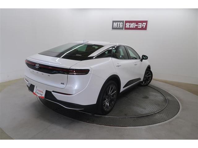 クラウンクロスオーバー Ｇアドバンスド・レザーパッケージ　革シート　４ＷＤ　フルセグ　ミュージックプレイヤー接続可　バックカメラ　衝突被害軽減システム　ＥＴＣ　ドラレコ　ＬＥＤヘッドランプ　ワンオーナー　記録簿（11枚目）