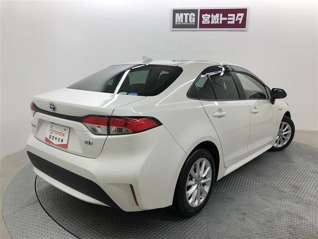 カローラ ハイブリッド　Ｓ　４ＷＤ　フルセグ　メモリーナビ　ミュージックプレイヤー接続可　バックカメラ　衝突被害軽減システム　ＥＴＣ　ドラレコ　ＬＥＤヘッドランプ　記録簿（5枚目）