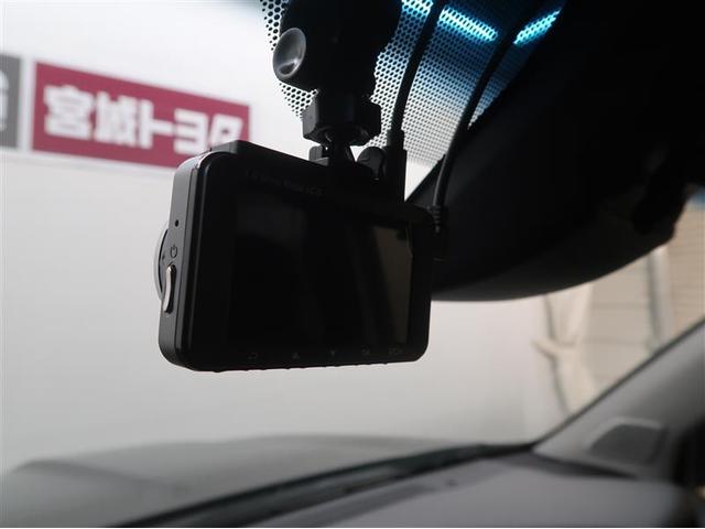 ランドクルーザープラド ＴＸ　サンルーフ　４ＷＤ　フルセグ　メモリーナビ　ＤＶＤ再生　ミュージックプレイヤー接続可　バックカメラ　衝突被害軽減システム　ＥＴＣ　ドラレコ　ＬＥＤヘッドランプ　乗車定員７人　３列シート　ワンオーナー（21枚目）