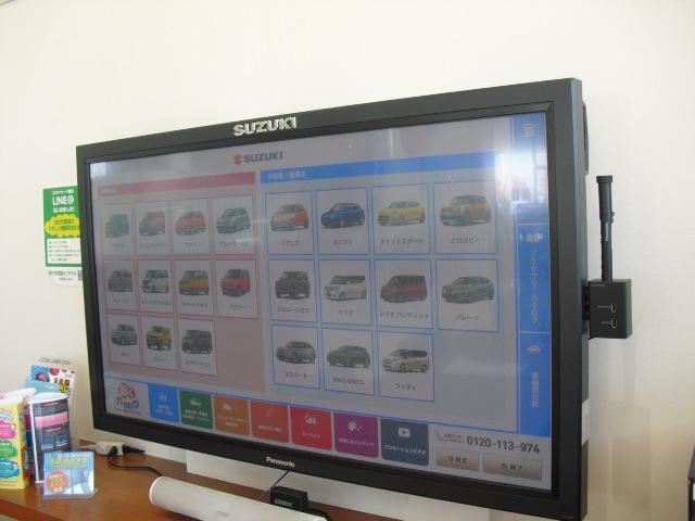 ��^���j�^�[�ŎԎ�̔�r�Ȃǂł��܂��B